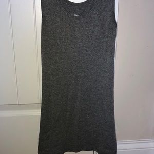 Gray muscle tee